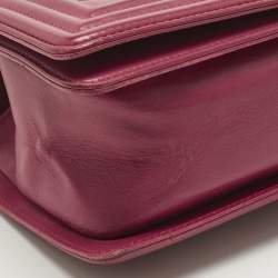 مملوكة مسبقًا Chanel Pink Quilted Leather Medium Boy Flap Bag