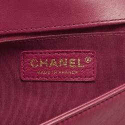مملوكة مسبقًا Chanel Pink Quilted Leather Medium Boy Flap Bag