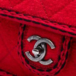 Pre Owned Chanel Red Paris-Salzburg Medium Quilted Wool Edelweiss Flap