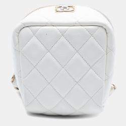 Pre Owned Chanel White Quilted Lambskin Cube Chain Wristlet Case