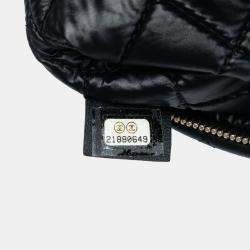 Pre Owned Chanel Black Quilted Lambskin Boy Foldover Clutch