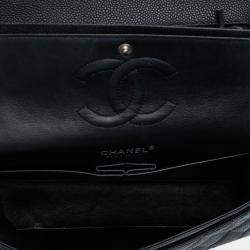 Pre Owned Chanel Black Medium Classic Caviar Double Flap