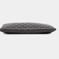 Pre Owned Chanel Black Large Quilted Lambskin O Case Clutch