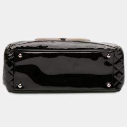 Pre Owned Chanel Black Small Patent Lipstick Tote