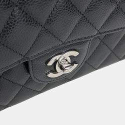 Pre Owned Chanel Black Leather Caviar Classic Medium