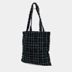 Pre Owned Chanel Black Tweed Tweed Robot Chain Shopper Bag