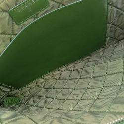 Pre Owned Chanel Green Leather clutch