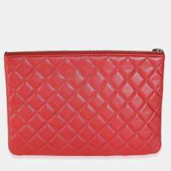 Pre Owned Chanel Red Quilted Lambskin Medium Casino Beauty CC Cosmetic Case