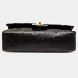 Pre Owned Chanel Black Medium Classic Lambskin Double Flap