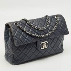 Pre Owned Chanel Navy Blue Quilted Leather Maxi CC Crave Flap Bag