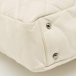 Pre Owned Chanel White/Cream Quilted Glazed Leather and Suede Portobello Tote 