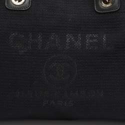 Pre Owned Chanel Indigo Canvas and Leather Small Deauville Shopper Tote