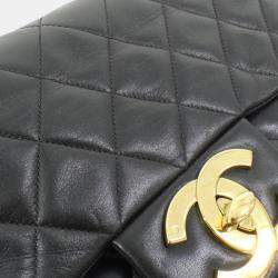 Pre Owned Chanel Black Lambskin Leather Shoulder Bag
