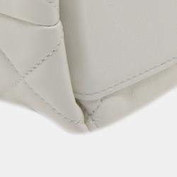 Pre Owned Chanel White Quilted Calfskin Close To Me Hobo