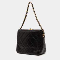 Pre Owned Chanel Black CC Quilted Lambskin Turnlock Handbag