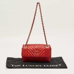 Pre Owned Chanel Red Chevron Leather Small Daily Flap Bag