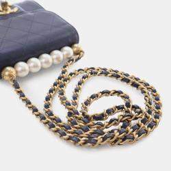 Pre Owned Chanel Navy Blue Mini Goatskin Chic Pearls Clutch On Chain