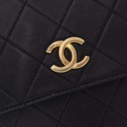 Pre Owned Chanel Black Small Quilted Calfskin About Pearls Hobo
