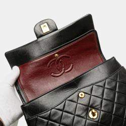 Pre Owned Chanel Black Medium Tall Classic Lambskin Double Flap