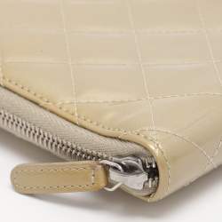 Pre Owned Chanel Olive Quilted Patent Leather CC Zip Around Organizer Wallet