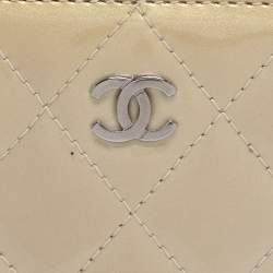 Pre Owned Chanel Olive Quilted Patent Leather CC Zip Around Organizer Wallet
