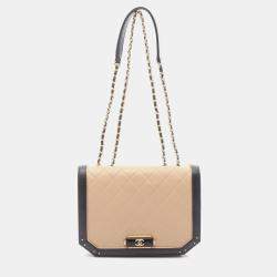 Pre Owned Chanel Octagon CC Small Clasp Quilted Lambskin Flap Bag