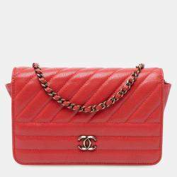 Pre Owned Chanel Red Quilted Goatskin Diagonal Wallet On Chain