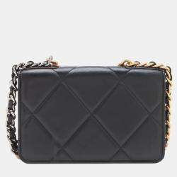 Pre Owned Chanel Black Quilted Lambskin 19 Wallet on Chain