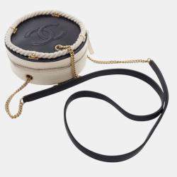 Pre Owned Chanel Black White Crumpled Calfskin En Vogue Round Bag