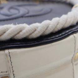 Pre Owned Chanel Black White Crumpled Calfskin En Vogue Round Bag