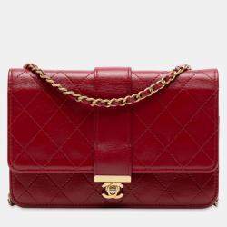 Pre Owned Chanel Red CC Stitched Lambskin Wallet On Chain
