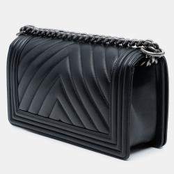 Pre Owned Chanel Black Old Medium Chevron Lambskin Boy Flap