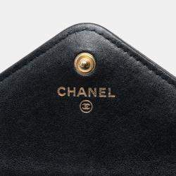 Pre Owned Chanel Black Chevron Lambskin Button Wallet On Chain