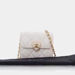 Pre Owned Chanel White Mini Quilted Lambskin CC Enamel Heart Clutch With Chain