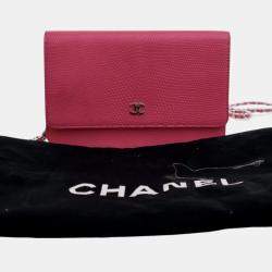 Pre Owned Chanel Pink CC Lizard Embossed Calfskin Wallet On Chain