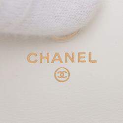 Pre Owned Chanel White Quilted Lamsbskin Punk Essentials Chain Flap Belt Bag