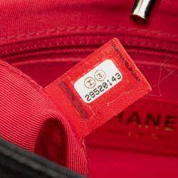 Pre Owned Chanel Black Small Quilted Caviar City Walk Hobo