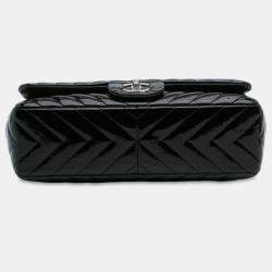 Pre Owned Chanel Black Jumbo Classic Chevron Patent Single Flap