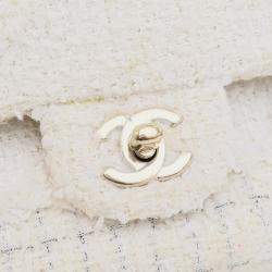 Pre Owned Chanel White Medium Classic Tweed Double Flap
