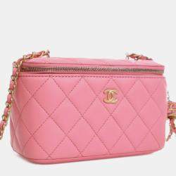 Pre Owned Chanel Pink Small Quilted Lambskin Pearl Crush Vanity Case with Chain
