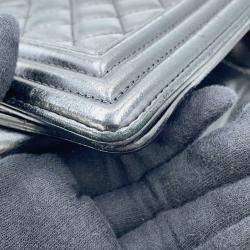 Pre Owned Chanel Boy Chanel Matelasse Shoulder Bag Black Leather