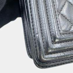 Pre Owned Chanel Boy Chanel Matelasse Shoulder Bag Black Leather