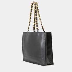Pre Owned Chanel Cc Logo Chain Tote Black Lambskin