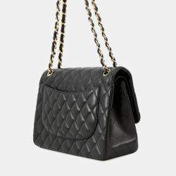 Pre Owned Chanel Matelasse Chain shoulder Black Lambskin