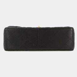 Pre Owned Chanel Matelasse Chain shoulder Black Lambskin