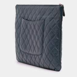 Pre Owned Chanel Large Quilted Lambskin O Case Clutch