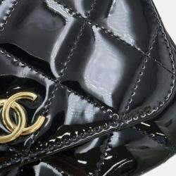 Pre Owned Chanel Black CC Quilted Patent Frame Flap Clutch with Chain