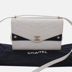 Pre Owned Chanel White Medium Chevron Calfskin Casual Trip Flap