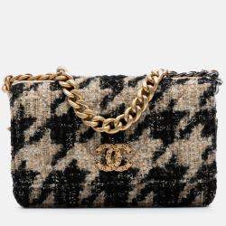 Pre Owned Chanel Beige Black Houndstooth Tweed 19 Wallet On Chain