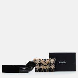Pre Owned Chanel Beige Black Houndstooth Tweed 19 Wallet On Chain